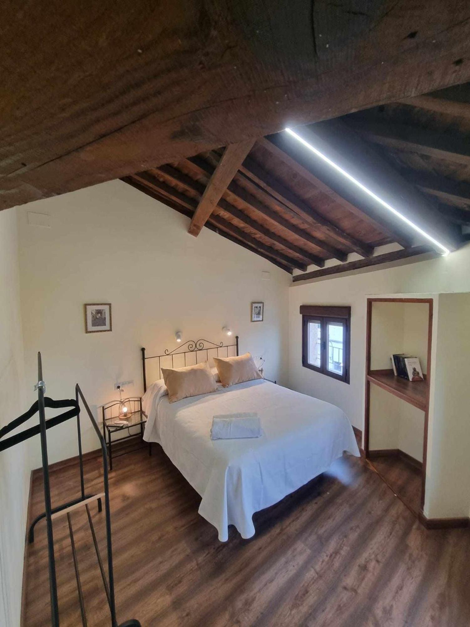 Lanchas De La Vera Madrigal de la Vera Esterno foto